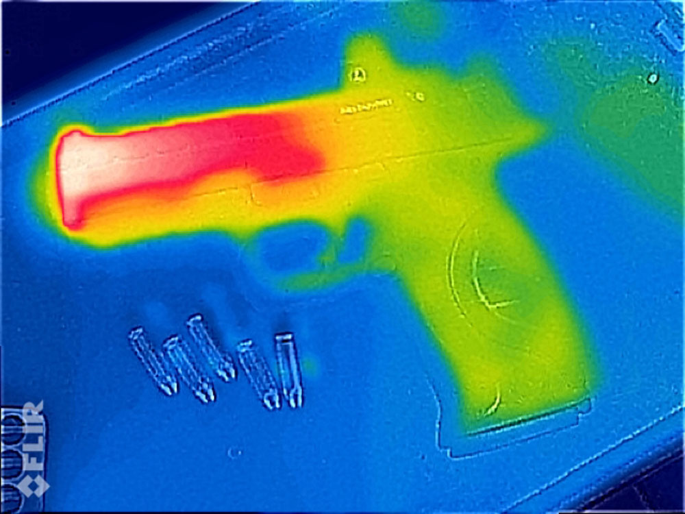 Here's the FLIR view of the brand new Smith & Wesson M&P Pro Series CORE with compensated barrel. As you can see, it's was just fired.
