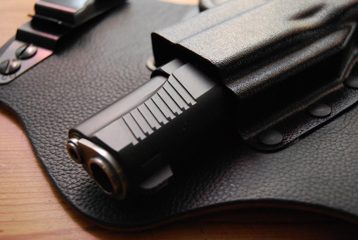 What do you choose when you can't use something like this Galco KingTuk IWB holster?